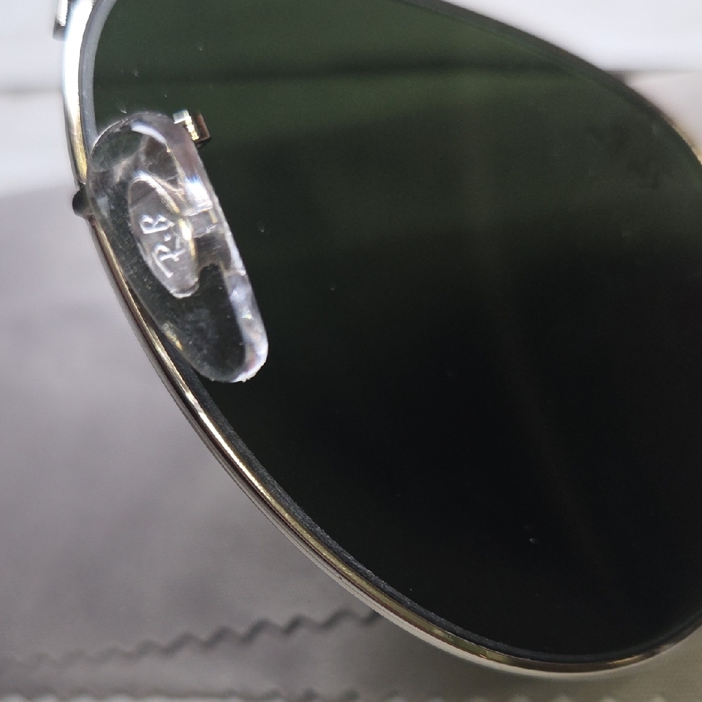 Ray-Ban Silver Aviator Sunglasses - Picture 7 of 8